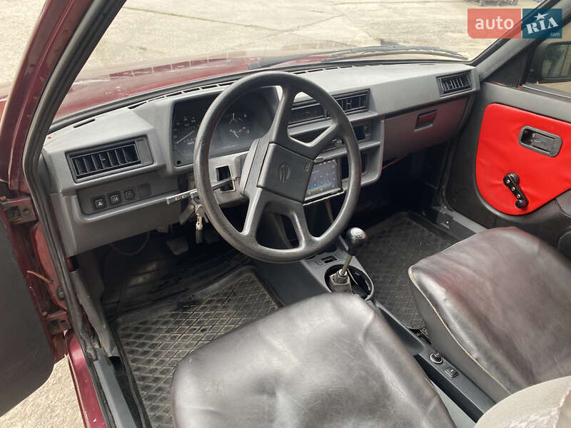 Хэтчбек ЗАЗ 1102 Таврия-Нова 1998 в Днепре