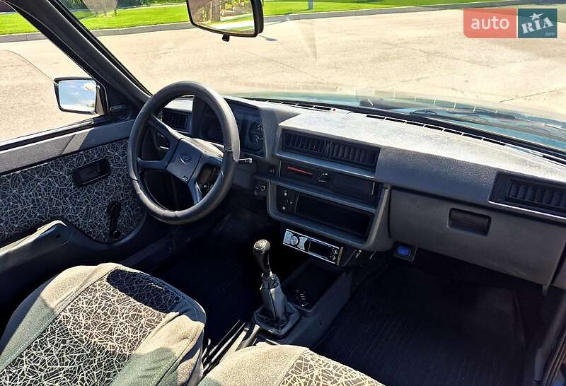 Хэтчбек ЗАЗ 1102 Таврия-Нова 2005 в 