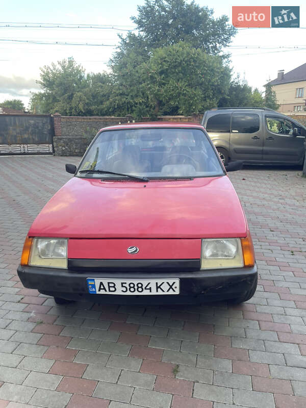 Хэтчбек ЗАЗ 1102 Таврия-Нова 1999 в 
