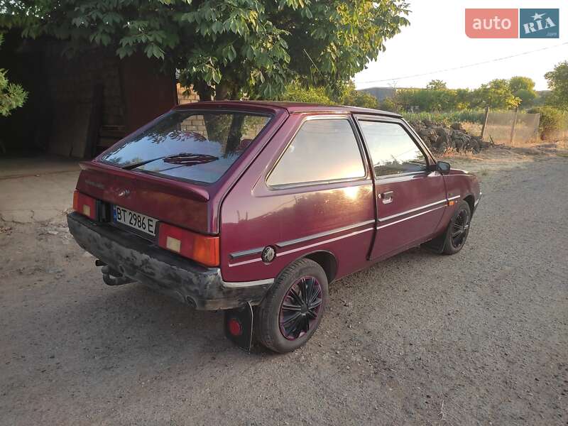 Хэтчбек ЗАЗ 1102 Таврия-Нова 2004 в Херсоне