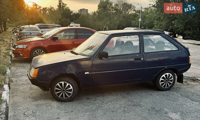 Хэтчбек ЗАЗ 1102 Таврия-Нова 2004 в 