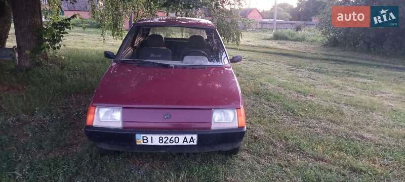 Хэтчбек ЗАЗ 1102 Таврия-Нова 2005 в 
