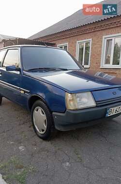 Хэтчбек ЗАЗ 1102 Таврия-Нова 2005 в 