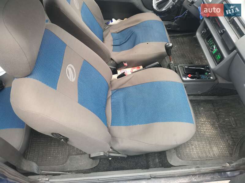 Хетчбек ЗАЗ 1102 Таврія-Нова 2006 в Запоріжжі фото 7 Хетчбек ЗАЗ 1102 Таврія-Нова 2006 в Запоріжжі