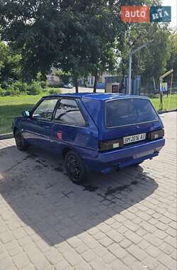 Хэтчбек ЗАЗ 1102 Таврия-Нова 2003 в 