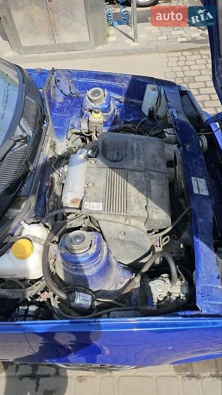 Хетчбек ЗАЗ 1102 Таврія-Нова 2003 в Сумах