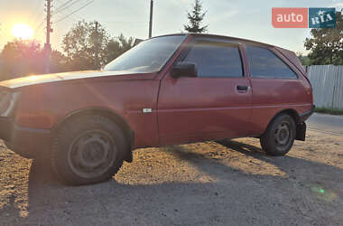 Хэтчбек ЗАЗ 1102 Таврия-Нова 2002 в 