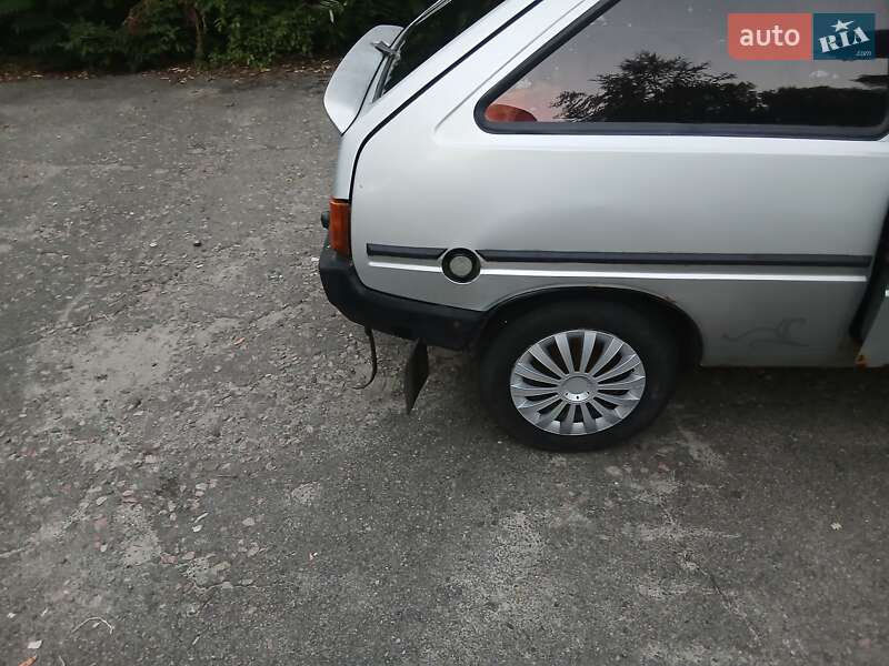 Хетчбек ЗАЗ 1102 Таврія-Нова 2003 в Києві