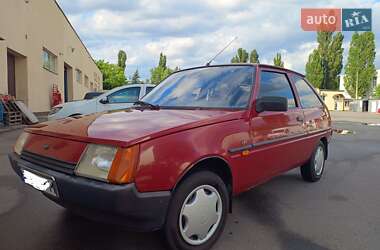 Хэтчбек ЗАЗ 1102 Таврия-Нова 2003 в 