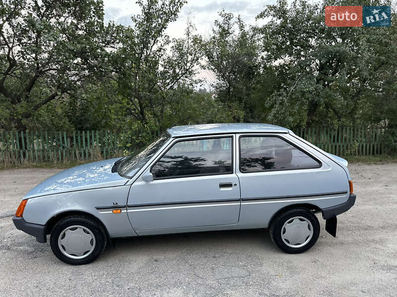 Хэтчбек ЗАЗ 1102 Таврия-Нова 2004 в Запорожье