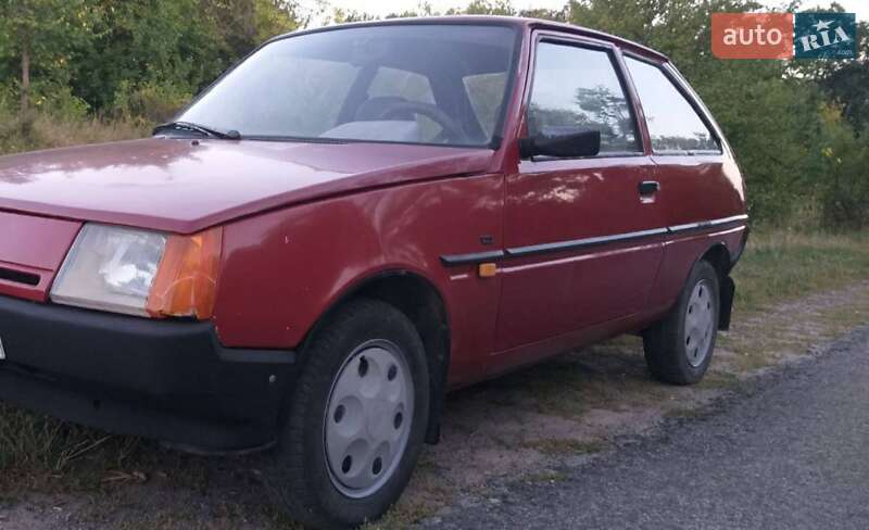 Хэтчбек ЗАЗ 1102 Таврия-Нова 2005 в 