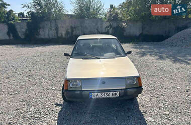 Хэтчбек ЗАЗ 1102 Таврия-Нова 2004 в 