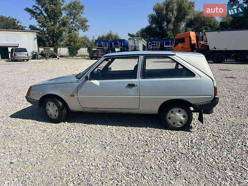 Хэтчбек ЗАЗ 1102 Таврия-Нова 2004 в Светловодске