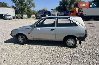 Хэтчбек ЗАЗ 1102 Таврия-Нова 2004 в 