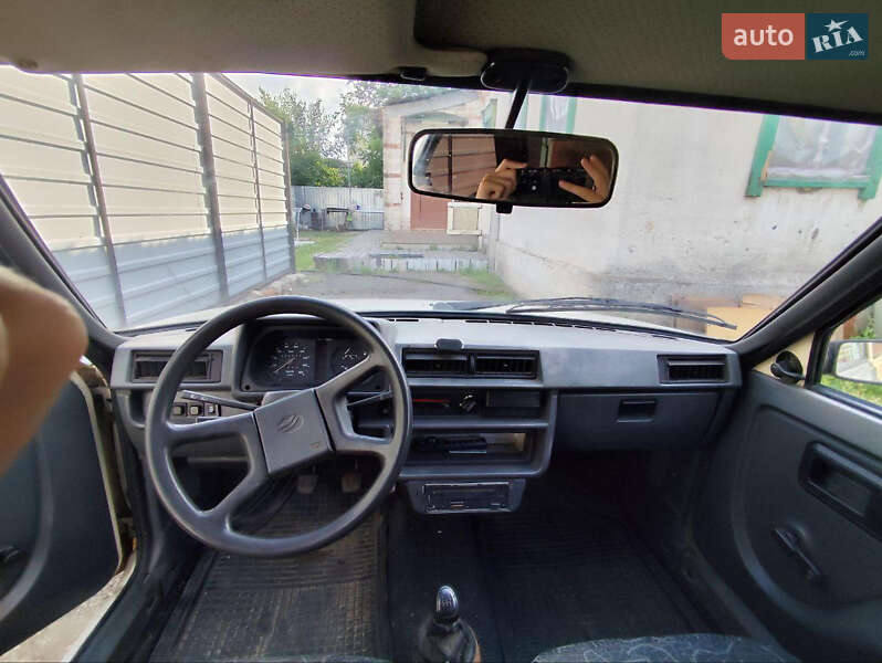 Хетчбек ЗАЗ 1102 Таврія-Нова 2003 в Дніпрі фото 5 Хетчбек ЗАЗ 1102 Таврія-Нова 2003 в Дніпрі