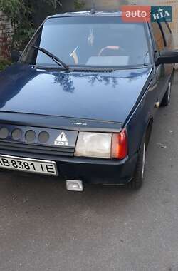 Хэтчбек ЗАЗ 1102 Таврия-Нова 2004 в 