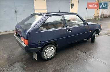 Хэтчбек ЗАЗ 1102 Таврия-Нова 2004 в 