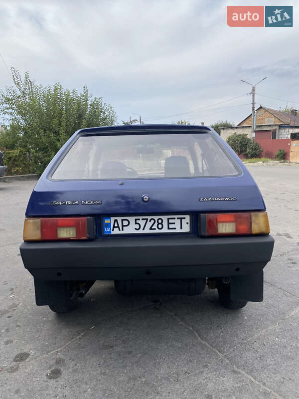 Хэтчбек ЗАЗ 1102 Таврия-Нова 2002 в Запорожье