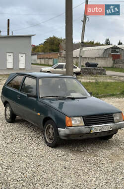 Хэтчбек ЗАЗ 1102 Таврия-Нова 2005 в 