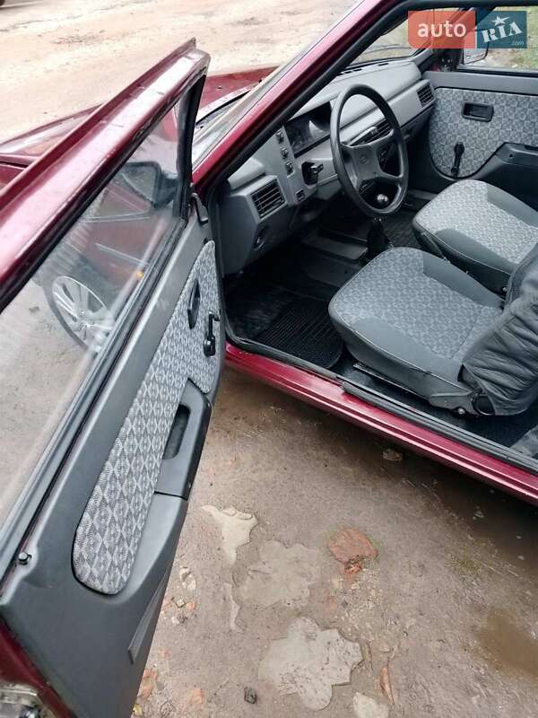 Хэтчбек ЗАЗ 1102 Таврия-Нова 2003 в Сумах