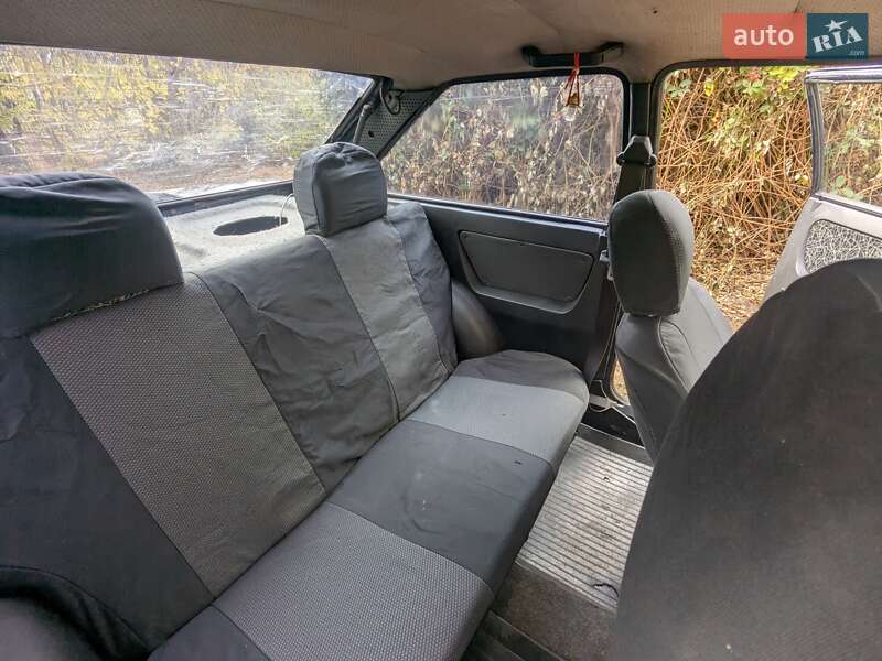 Хэтчбек ЗАЗ 1102 Таврия-Нова 2004 в Вольнянске