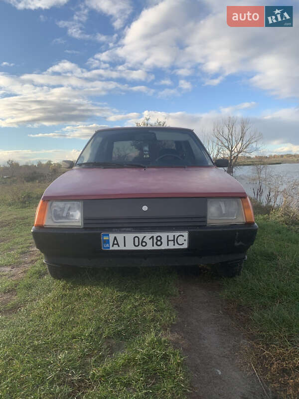 Хэтчбек ЗАЗ 1102 Таврия-Нова 1998 в Демидове фото 25 Хэтчбек ЗАЗ 1102 Таврия-Нова 1998 в Демидове