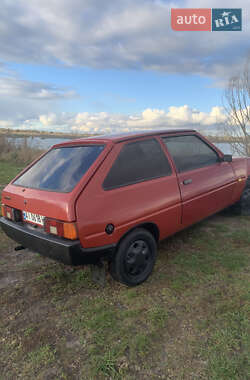 Хэтчбек ЗАЗ 1102 Таврия-Нова 1998 в 