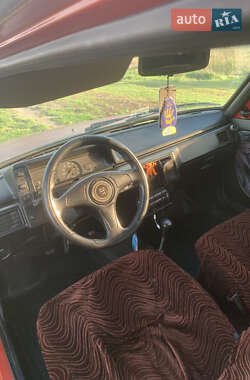 Хэтчбек ЗАЗ 1102 Таврия-Нова 1998 в 