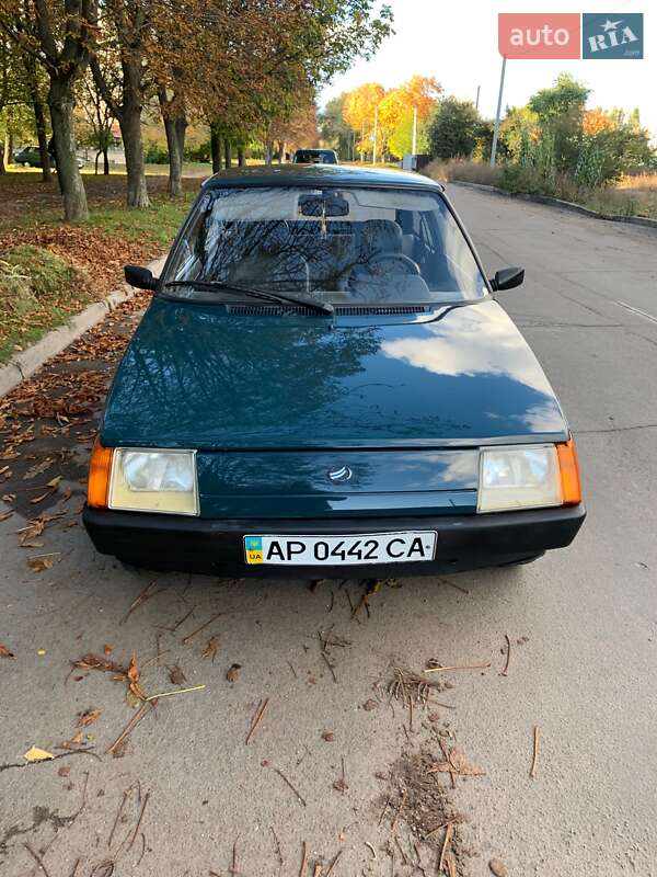 Хэтчбек ЗАЗ 1102 Таврия-Нова 2004 в 