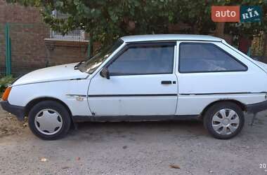 Хетчбек ЗАЗ 1102 Таврія-Нова 2002 в 