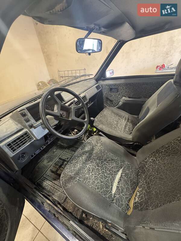 Хетчбек ЗАЗ 1102 Таврія-Нова 2004 в Запоріжжі фото 7 Хетчбек ЗАЗ 1102 Таврія-Нова 2004 в Запоріжжі