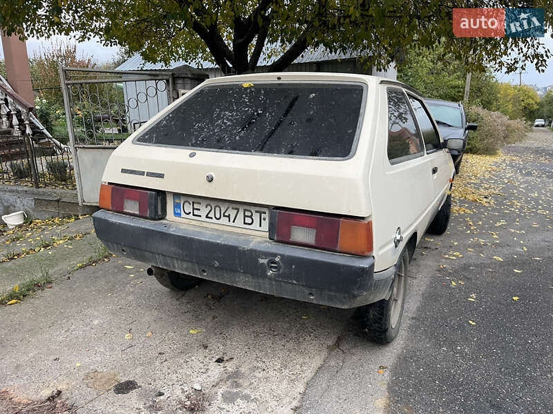 Хетчбек ЗАЗ 1102 Таврія-Нова 2003 в Чернівцях фото 2 Хетчбек ЗАЗ 1102 Таврія-Нова 2003 в Чернівцях