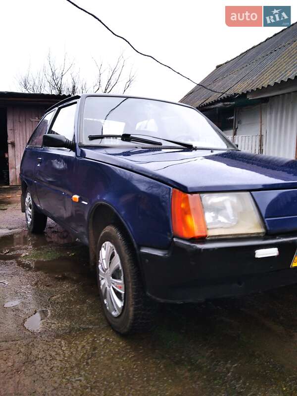 Хэтчбек ЗАЗ 1102 Таврия-Нова 2003 в Емильчине