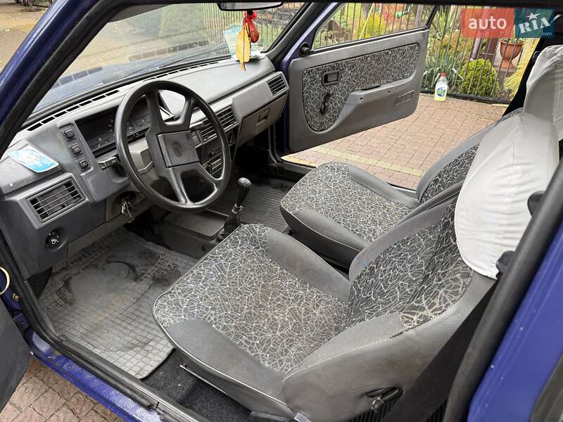 Хэтчбек ЗАЗ 1102 Таврия-Нова 2004 в Стрые фото 19 Хэтчбек ЗАЗ 1102 Таврия-Нова 2004 в Стрые