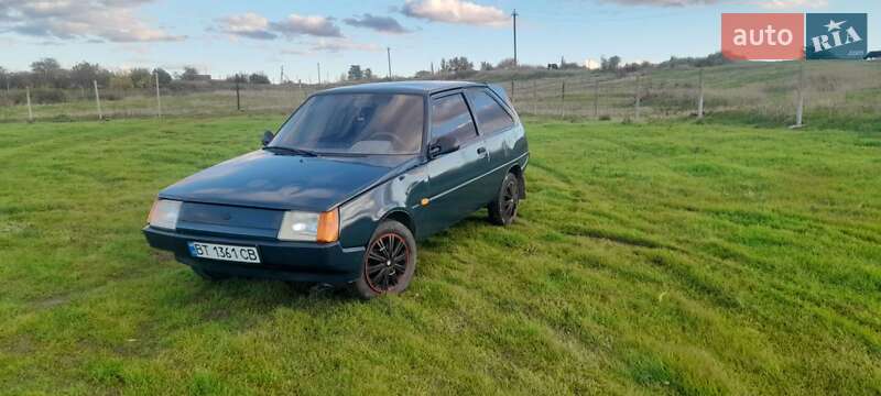 Хетчбек ЗАЗ 1102 Таврія-Нова 2005 в Миколаєві фото 9 Хетчбек ЗАЗ 1102 Таврія-Нова 2005 в Миколаєві