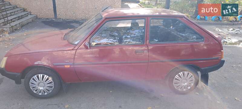 Хэтчбек ЗАЗ 1102 Таврия-Нова 2003 в Кривом Роге