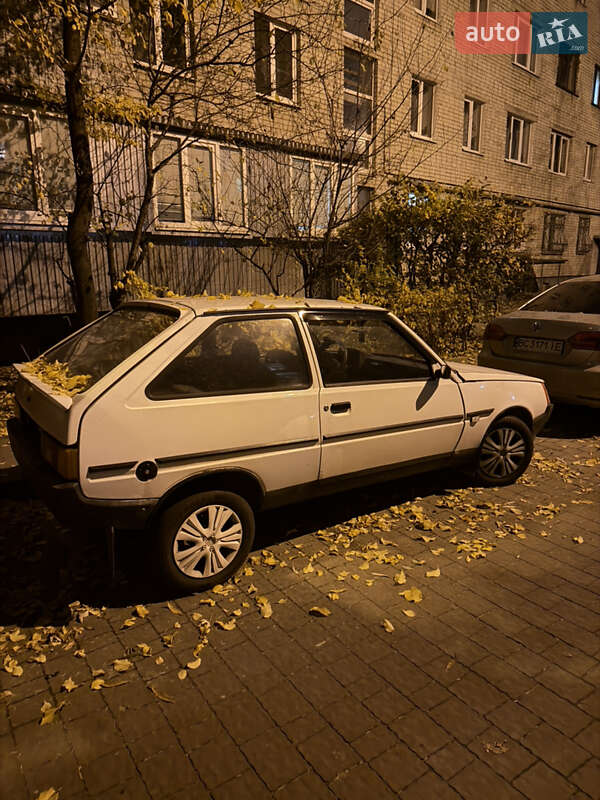 Хэтчбек ЗАЗ 1102 Таврия-Нова 1998 в Львове фото 2 Хэтчбек ЗАЗ 1102 Таврия-Нова 1998 в Львове