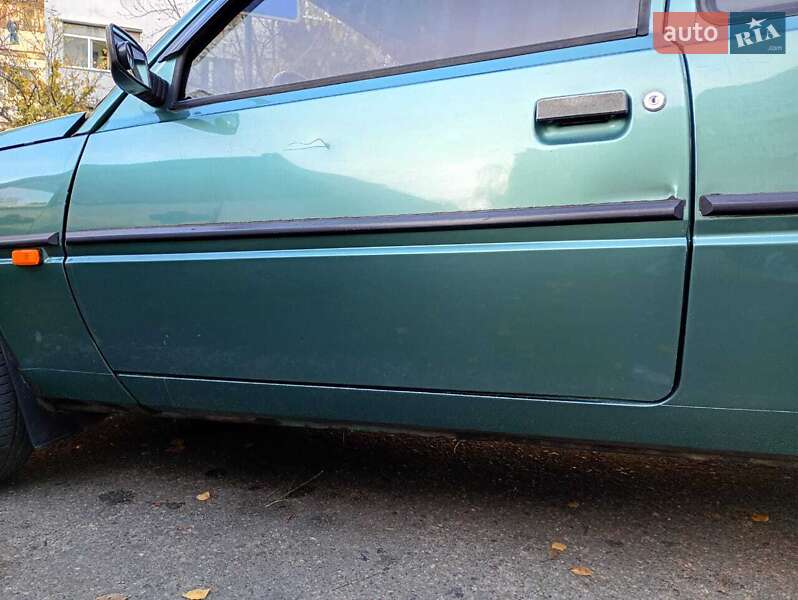 Хэтчбек ЗАЗ 1102 Таврия-Нова 2007 в Николаеве фото 3 Хэтчбек ЗАЗ 1102 Таврия-Нова 2007 в Николаеве