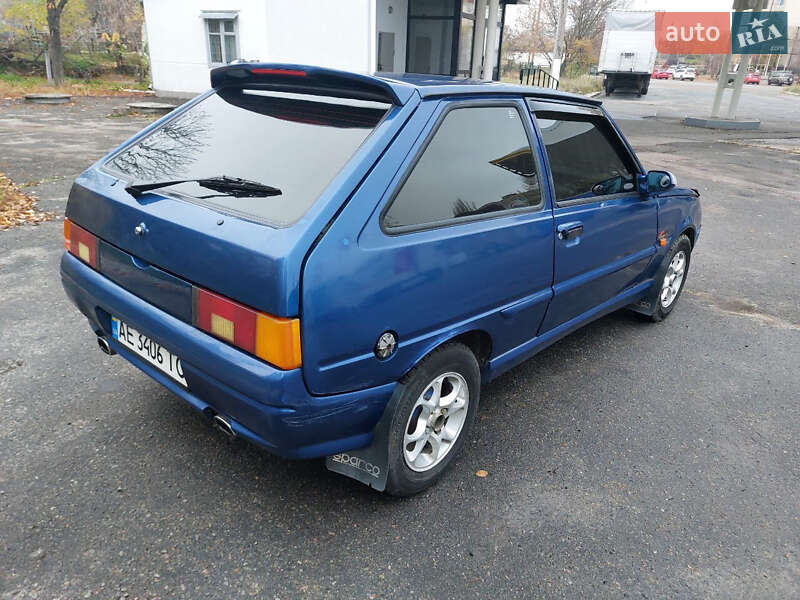 Хетчбек ЗАЗ 1102 Таврія-Нова 2001 в Дніпрі фото 5 Хетчбек ЗАЗ 1102 Таврія-Нова 2001 в Дніпрі