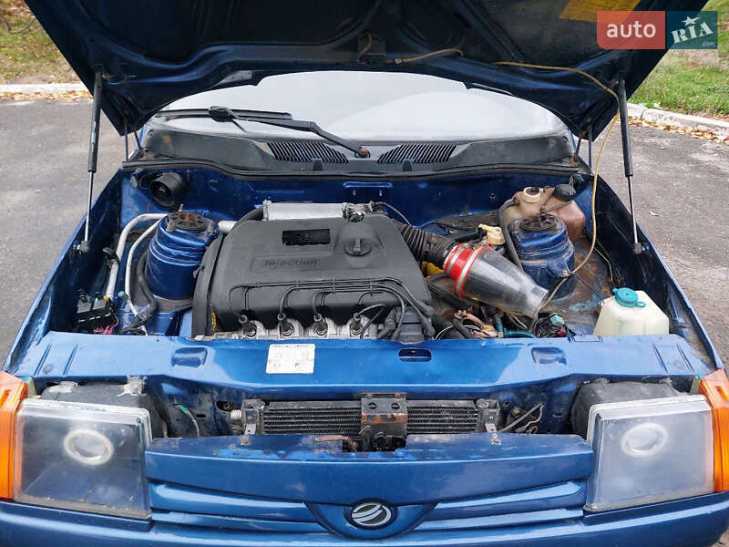 Хетчбек ЗАЗ 1102 Таврія-Нова 2001 в Дніпрі фото 9 Хетчбек ЗАЗ 1102 Таврія-Нова 2001 в Дніпрі