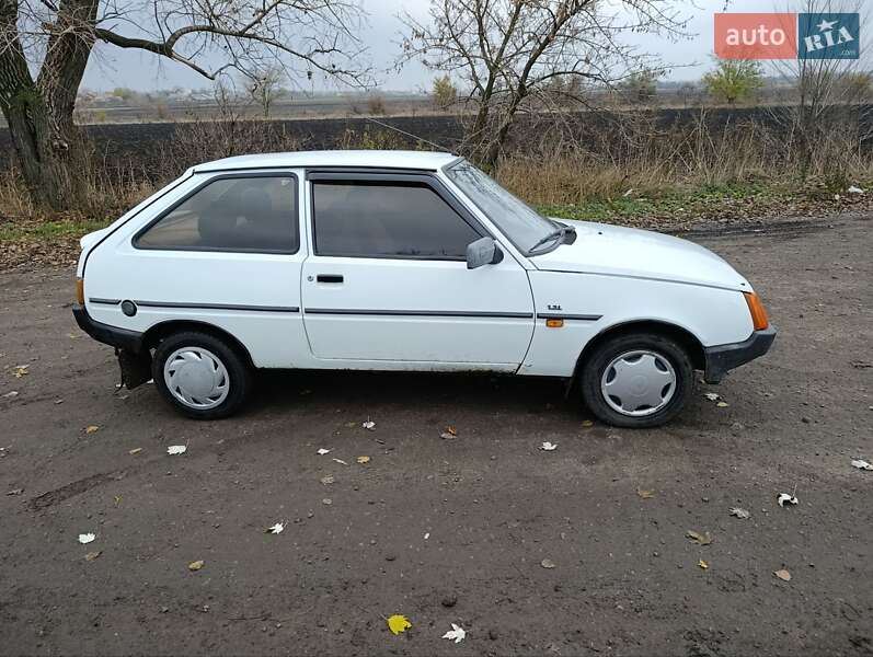 Хетчбек ЗАЗ 1102 Таврія-Нова 2001 в Новомиколаївці фото 8 Хетчбек ЗАЗ 1102 Таврія-Нова 2001 в Новомиколаївці