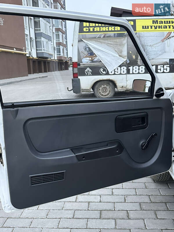 Хэтчбек ЗАЗ 1102 Таврия-Нова 1999 в Ивано-Франковске фото 10 Хэтчбек ЗАЗ 1102 Таврия-Нова 1999 в Ивано-Франковске