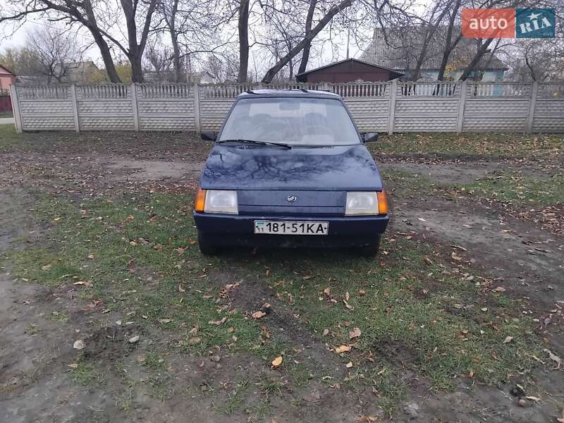 Хетчбек ЗАЗ 1102 Таврія-Нова 2002 в Фастові фото 4 Хетчбек ЗАЗ 1102 Таврія-Нова 2002 в Фастові