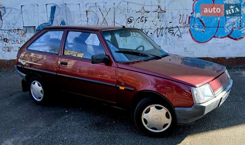 ЗАЗ 1102 Таврия-Нова 1999 ЗАЗ 1102 Таврия-Нова 1999