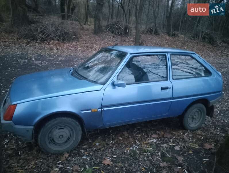 Хетчбек ЗАЗ 1102 Таврія-Нова 2003 в Житомирі