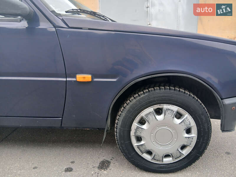 Хэтчбек ЗАЗ 1102 Таврия-Нова 2004 в Хмельницком