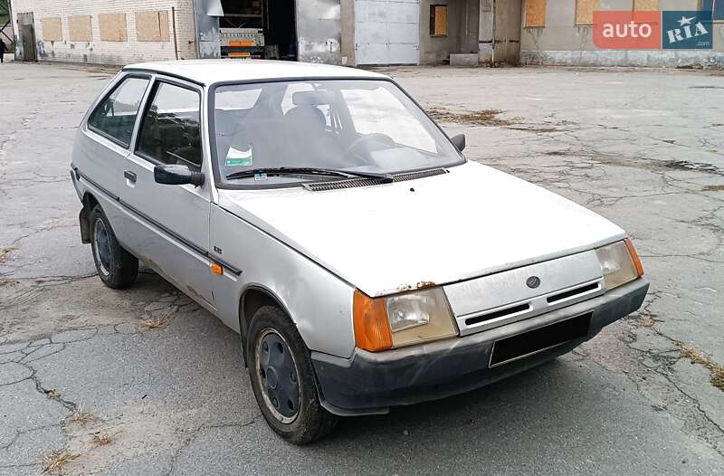 Хэтчбек ЗАЗ 1102 Таврия-Нова 2003 в Запорожье