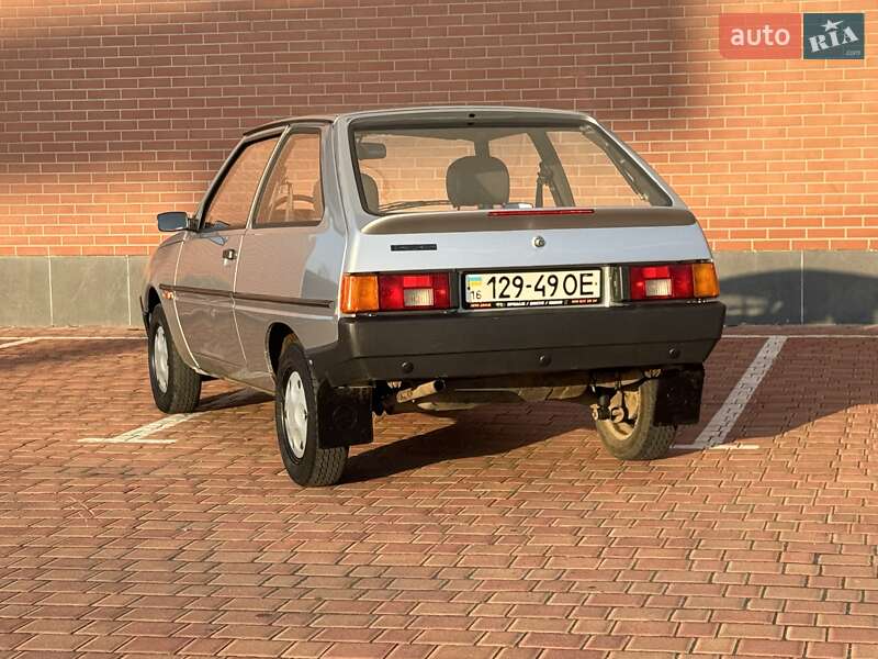 Хетчбек ЗАЗ 1102 Таврія-Нова 1998 в Одесі