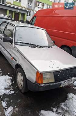 Хэтчбек ЗАЗ 1102 Таврия-Нова 1998 в Львове