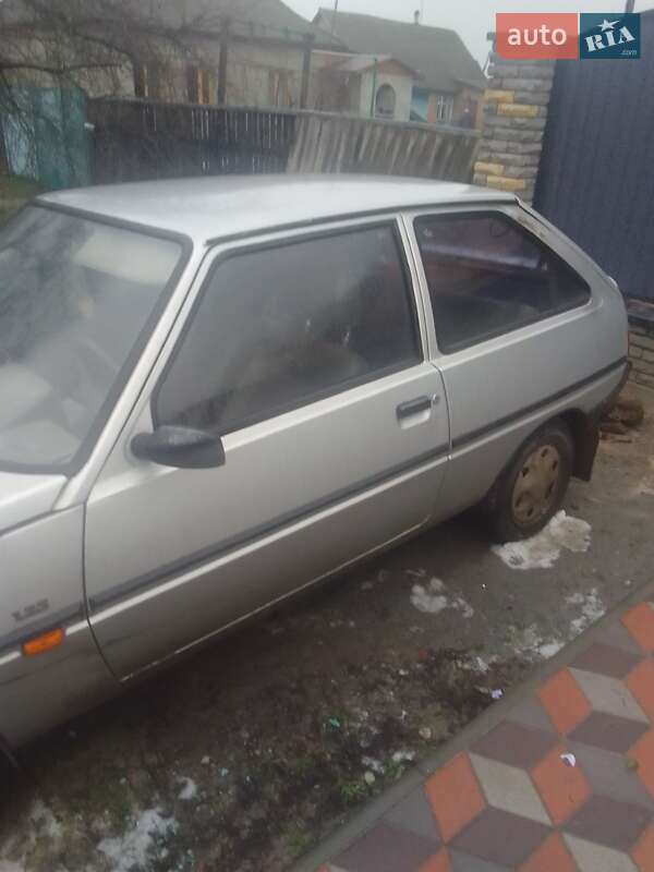 ЗАЗ 1102 Таврия-Нова 2003